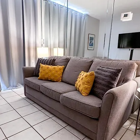 Gulf Shores Surf & Racquet Club Condos II Room photo